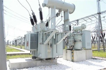 كيف تعمل محولات الطاقة؟