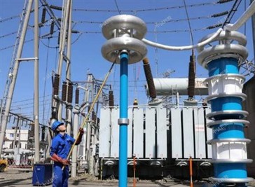 ما مقدار الطاقة المتبددة في المحولات؟