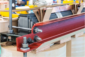 ما هو قابس المحول على قطاع الطاقة؟