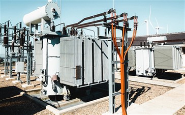 كيفية إصلاح سلك الطاقة للمحول