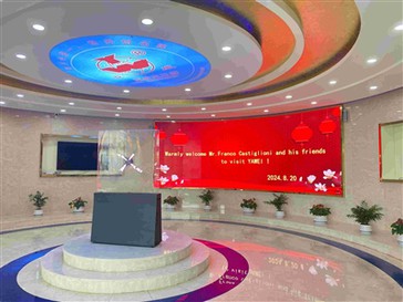 رحلة العميل مع الجودة: حدث اختبار المصنع